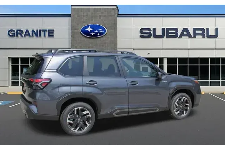 $38981 : Subaru Forester 2025 AWD Lim image 8