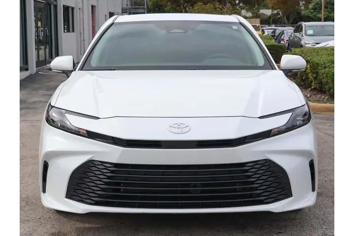 $24990 : Toyota Camry 2025 SE 4dr Sed image 9