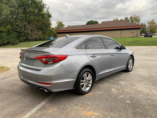 $8999 : 2016 Sonata SE image 4