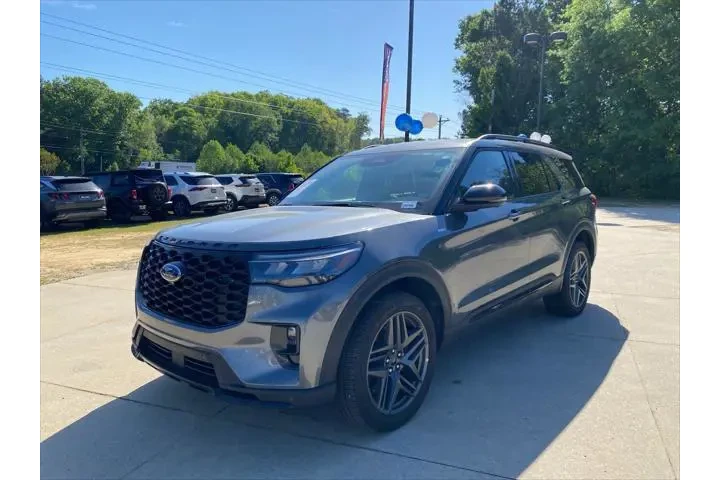 $36420 : Ford Explorer 2025 AWD ST-Li image 2