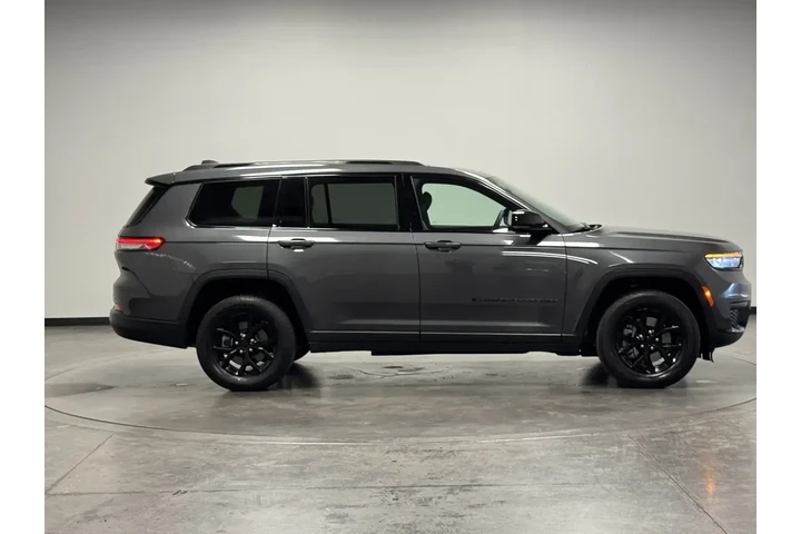 $28462 : Jeep Grand Cherokee L 2024 4 image 8