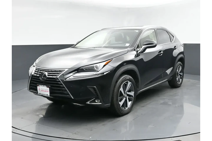 $26652 : Lexus NX 300 2021 AWD 4dr Cr image 1