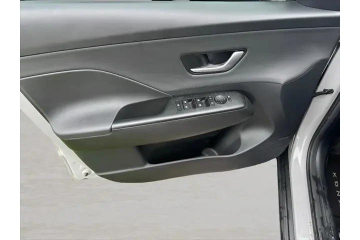 $25766 : Hyundai KONA 2024 AWD Limite image 7