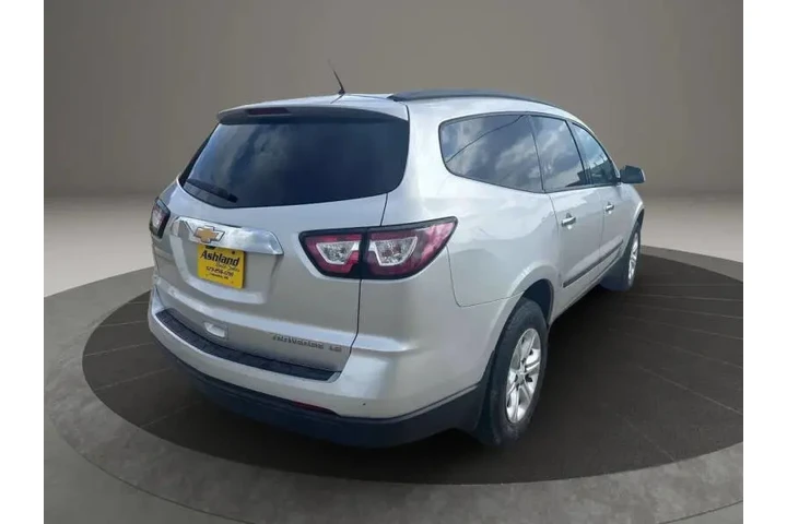 $6400 : 2015 Traverse LS image 8