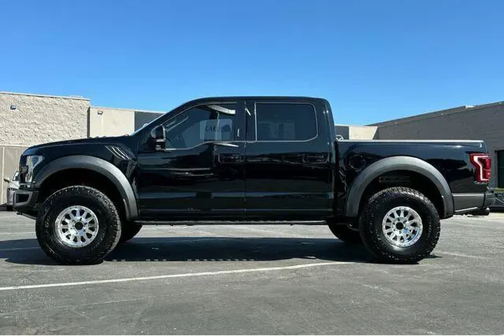$36475 : Ford F-150 2017 4x4 Raptor 4 image 6