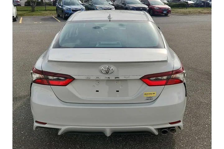 $26995 : Toyota Camry 2023 AWD SE 4dr image 5