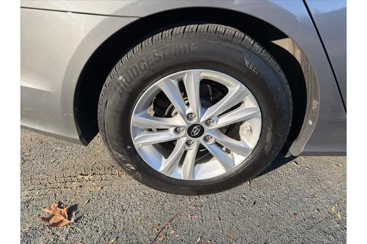 $4999 : Hyundai SONATA 2012 GLS 4dr image 7