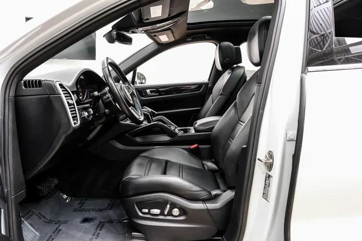 2021 Cayenne image 5