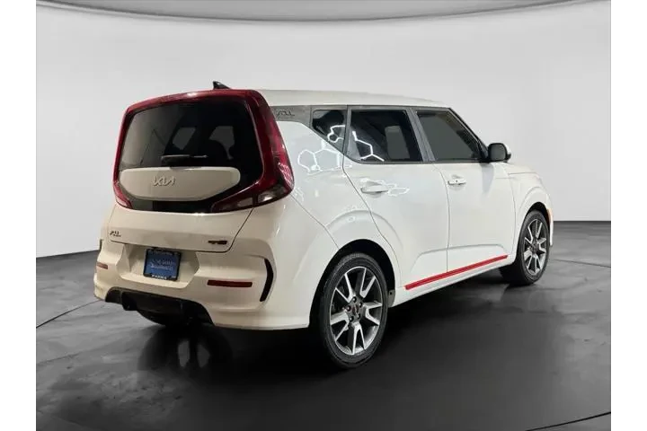 $15240 : Kia Soul 2022 GT-Line 4dr Cr image 6