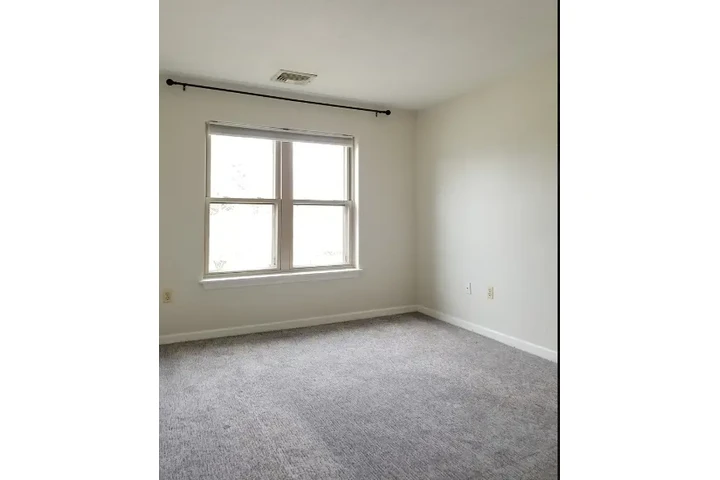 $1100 : Whittier todas las comodidades image 7