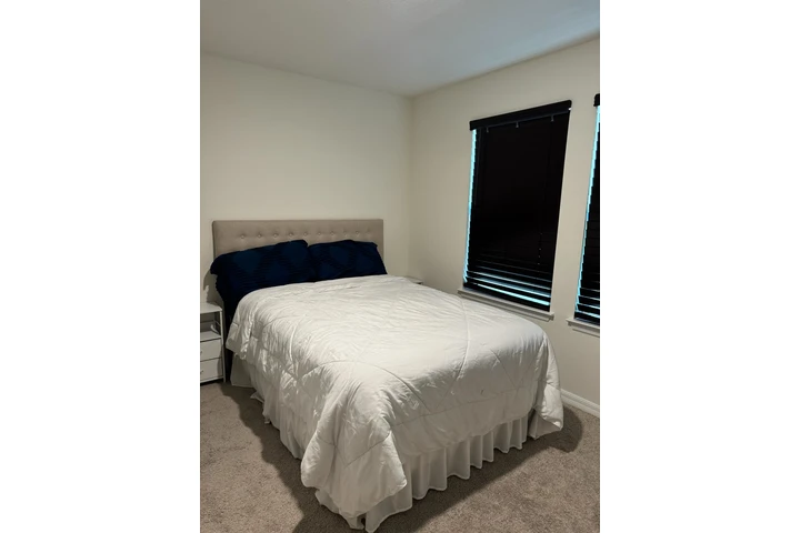 $700 : Rento Habitación en Kissimmee image 4