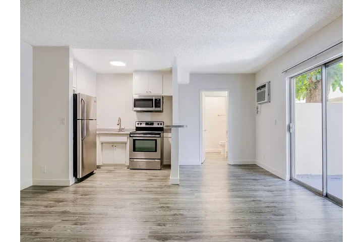 $1000 : Hermoso apartamento en renta. image 6