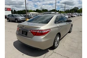 $10980 : 2015 Camry SE thumbnail