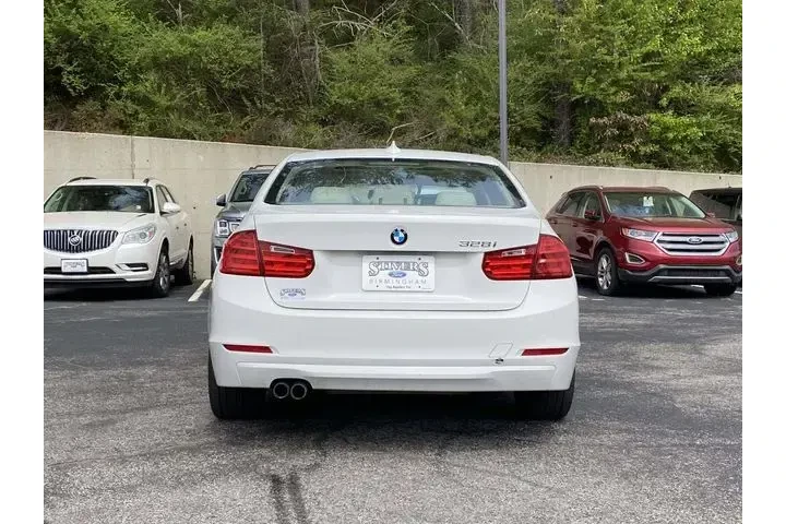 $6990 : BMW 3 Series 2015 328i 4dr S image 5
