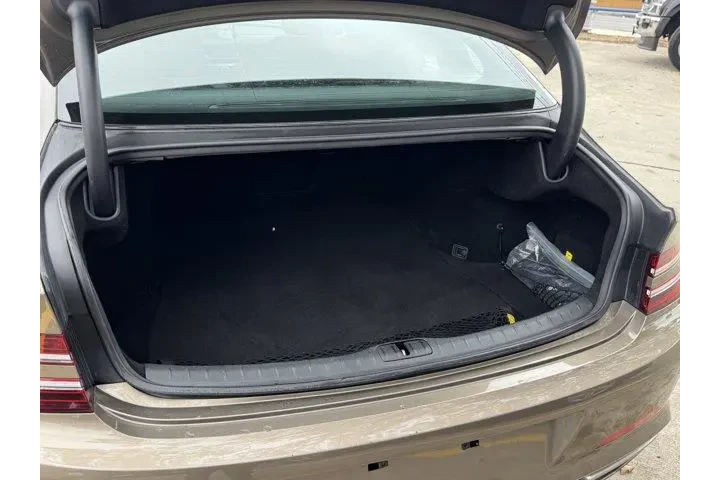 $29131 : Genesis G80 2023 AWD 2.5T 4d image 9