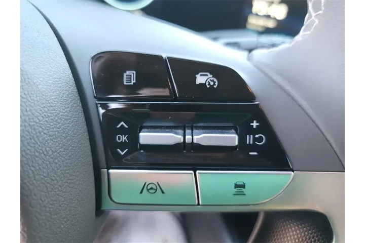 $23500 : Hyundai ELANTRA 2024 SEL 4dr image 7