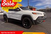 $18298 : 2018 Cherokee Trailhawk thumbnail