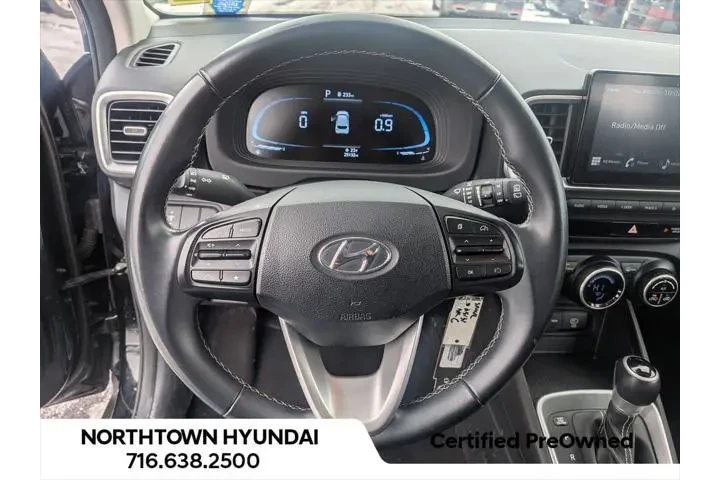 $17925 : Hyundai VENUE 2023 SEL 4dr C image 8