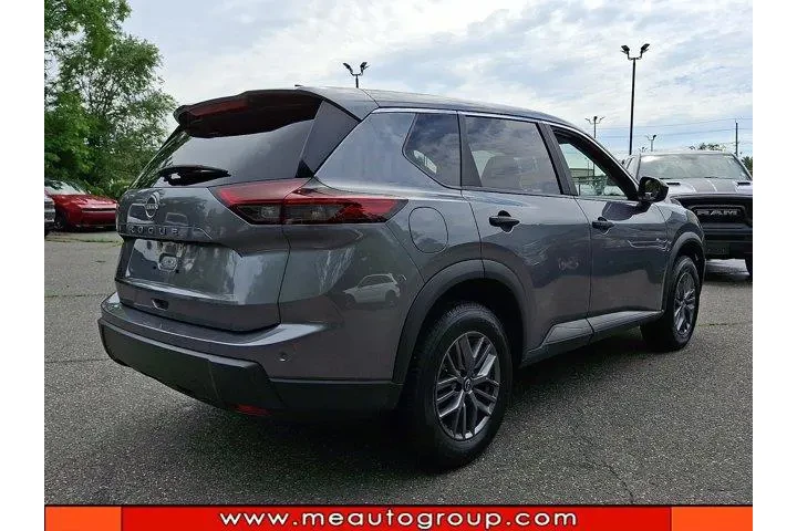 $19995 : Nissan Rogue 2024 S 4dr Cros image 4