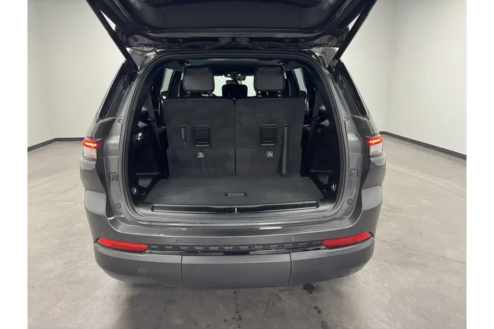 $28462 : Jeep Grand Cherokee L 2024 4 image 10