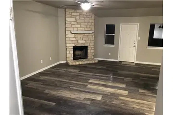 $1550 : Rental property with 4 bedro image 2