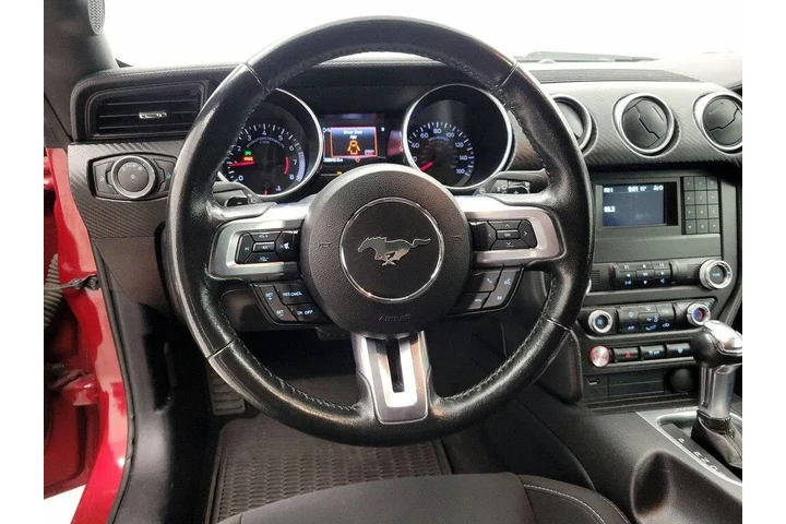 $20998 : Ford Mustang 2020 EcoBoost 2 image 10