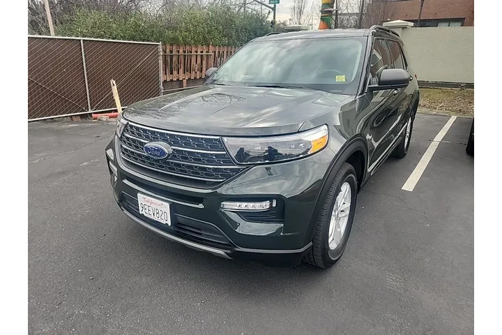 $34146 : Ford Explorer 2023 AWD XLT 4 image 1