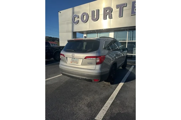 $30607 : Honda Pilot 2022 AWD SE 4dr image 5