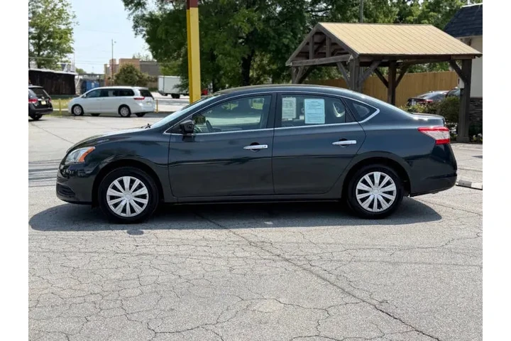$11900 : 2014 Sentra SV image 4