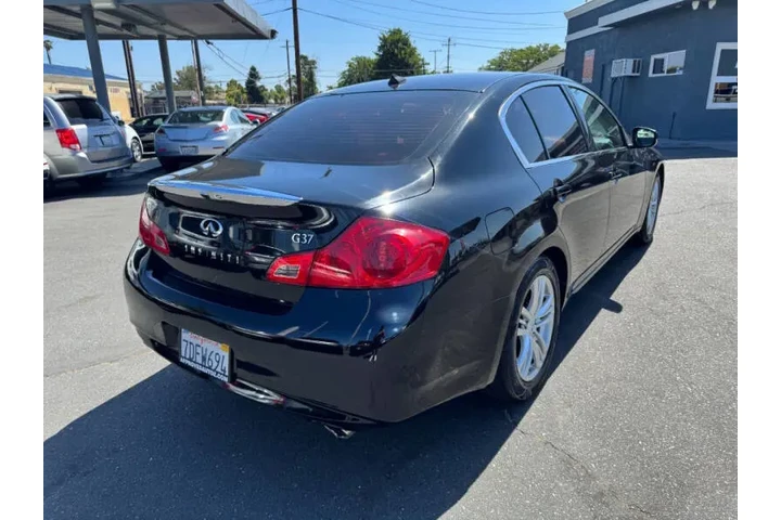 $12998 : 2013 G37 Sedan Journey image 8