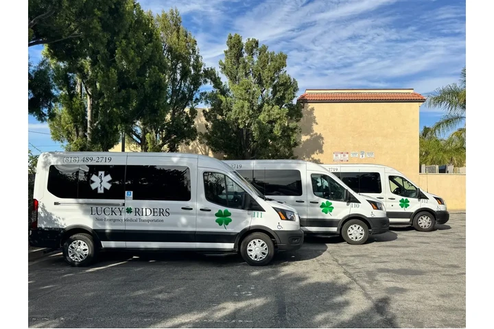 Now Hiring Drivers & Assistant image 1