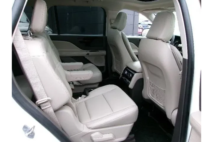 $39996 : Lincoln Aviator 2023 AWD Sta image 6
