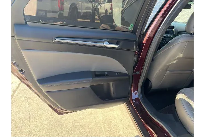 $18900 : Ford Fusion 2017 AWD V6 Spor image 6