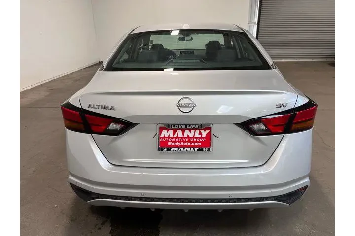 $17987 : Nissan Altima 2024 2.5 SV 4d image 4