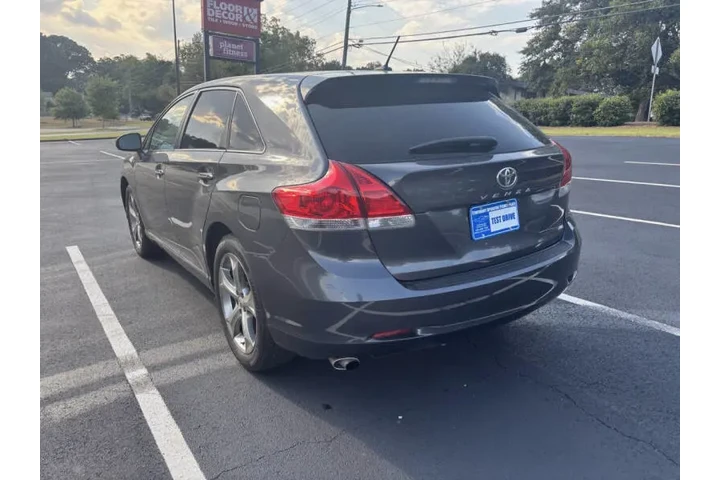$12500 : 2009 Venza AWD V6 image 6