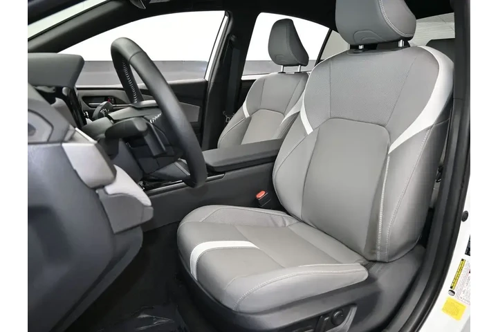 $27192 : Toyota Camry 2026 SE 4dr Sed image 10