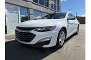 $16995 : 2023 Malibu FWD 1LT thumbnail