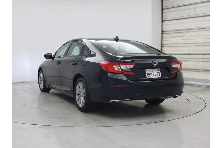 $25998 : Honda Accord 2020 LX 4dr Sed image 2