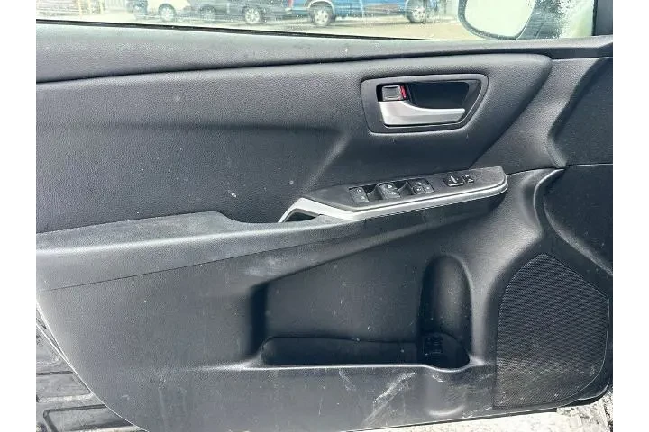 $12948 : Toyota Camry 2017 LE 4dr Sed image 10