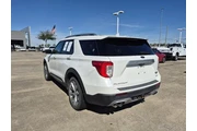 $27591 : Ford Explorer 2021 AWD Plati thumbnail
