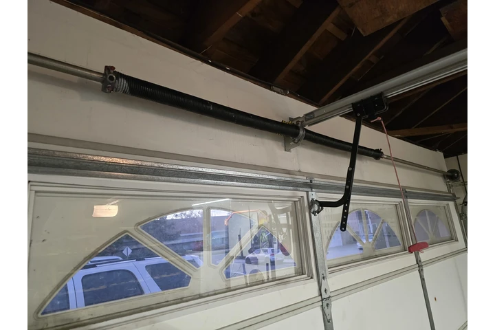 Garage door springs/ Resortes image 2