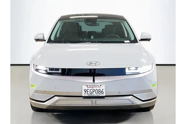 $25877 : Hyundai IONIQ 5 2023 AWD Lim image 2