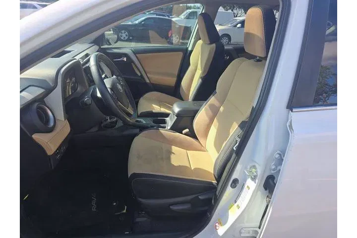 $14178 : Toyota RAV4 2017 XLE 4dr SUV image 5