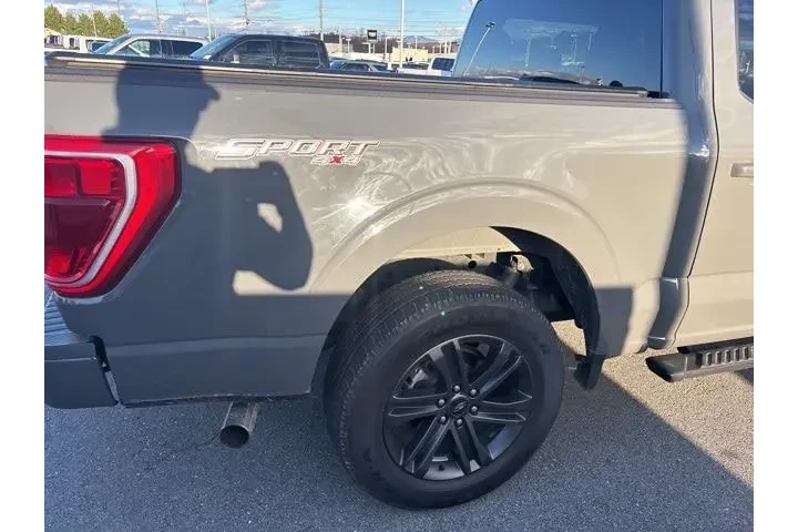 $29923 : Ford F-150 2021 4x4 XLT 4dr image 10