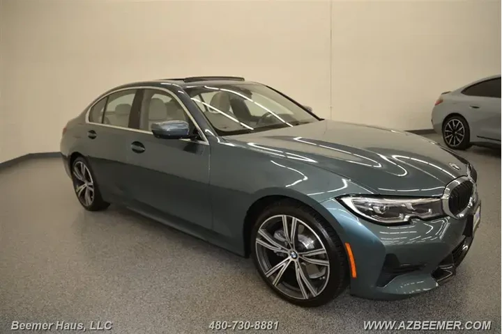 $23998 : BMW 3 Series 2021 330e 4dr S image 5