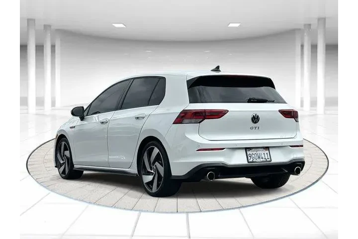 $28995 : Volkswagen Golf GTI 2023 SE image 2