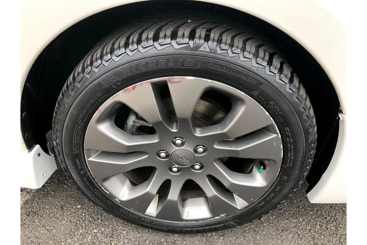 $7990 : 2012 Impreza 2.0i Sport Premi image 8