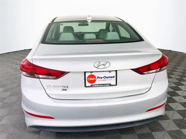 $9282 : PRE-OWNED 2017 HYUNDAI ELANTR image 9