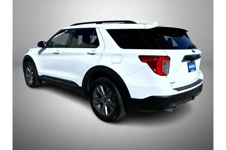 $29686 : Ford Explorer 2023 AWD XLT 4 image 7