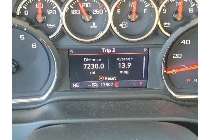 $33500 : Chevrolet Silverado 1500 202 image 5